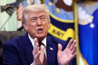 „Ignorantství a stupidita.“ Netanjahu to zas schytal, Trumpa rozčílil střet s Íránem